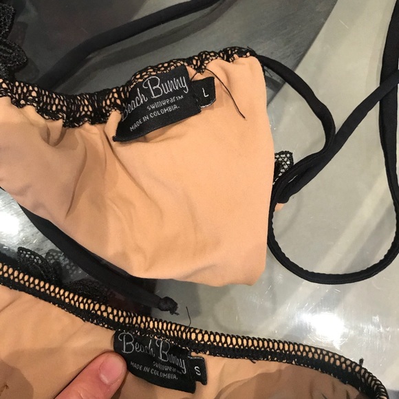 Beach Bunny ORIGINAL Bed of Roses - Picture 2 of 6